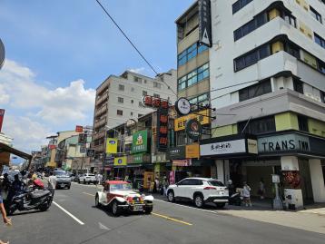 年收破五百萬！單一承租方｜電梯商旅｜夜市內、影城旁
