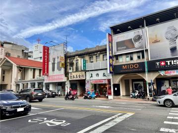 正三民路｜大地坪店面｜商二用地｜邊間｜可危老