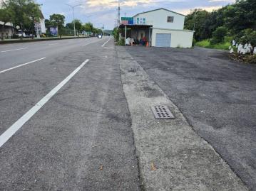 台南土地透天 官田隆東段中華路二段建地