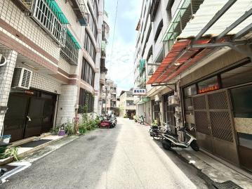 霧峰正市區寶園1-3樓屋況優免千萬店面 霧峰房仲推薦