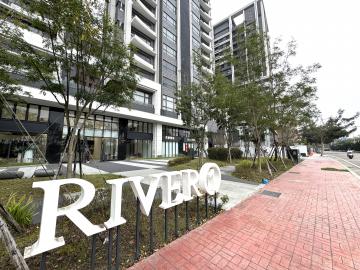 新竹土地出售 竹北法院區商辦。京茂River1水岸景觀辦公室