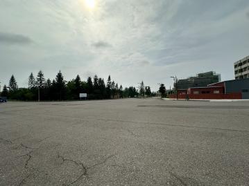 百甲公所旁建地