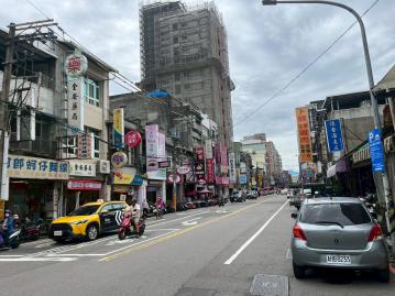 葉超 南華街金店面位於桃園火車站前商圈精華地段 桃園市中古屋