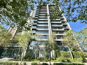 太平建案 寶輝THE SPRINGS｜花園奢華面泳池豪宅三 許嘉佑