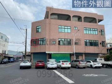 歸仁農地專家 關廟三角窗電梯透天/地點佳/住家做生意兩相宜