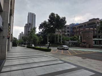 榮華路副都心稀有店面