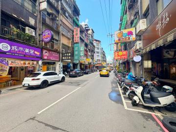 基隆貓奴房仲 基隆仁愛|市區近火車站【忠三路】電梯透店~林孟澤