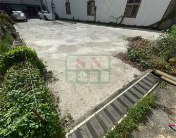 新化房屋土地 新園五龍台17線旁方正建地