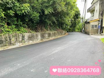 頭份臨路平坦美農地 頭份大樓精選