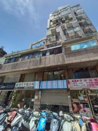 龍江路優質店面附車位