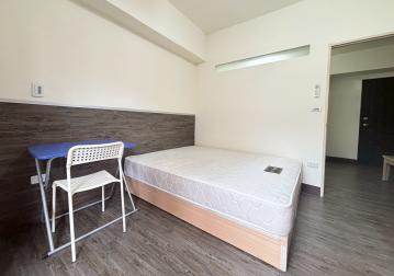 一中商圈1+1房+陽台  北屯店面別墅