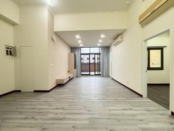 北屯文心路四段核心地段3房平車 北屯店面別墅