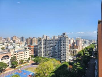 七期豪宅大樓專任北區近中國醫高級住宅次頂樓~醫生企業家最愛