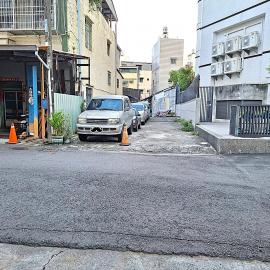 鳳山區商圈周邊建地(含道路用地)+道路用地 高雄房地專家