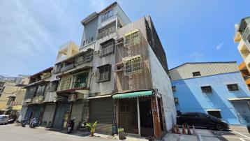 鳳山長明街透天｜增建大空間｜市區生活圈成熟 美術館買房推薦