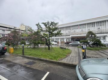 大降價!【苗栗市府前商圈】低總價｜頂樓視野｜高坪效