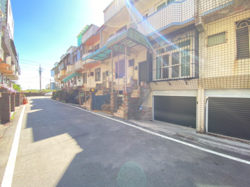  ?【大潭工業區】宿舍透天?雙車位＋低總價?