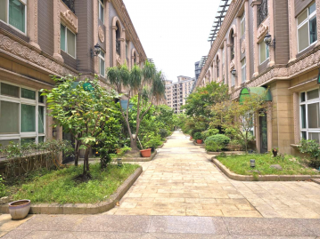 高鐵水岸店面別墅 