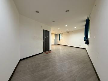 基隆中山二路兩戶打通景觀美寓 基隆房仲專家 為你找好房小趙