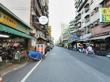 西盛邊間二樓 新莊房仲羿哥