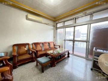 基隆房仲阿星 暖暖寧靜街二樓