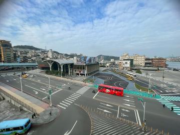  基隆房仲首選 美美 轉運火車站鑽石店住♞ 住商用