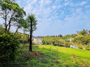 苗栗農舍農地 近竹南 優質社區型 平坦農地 羅藝文賣農地