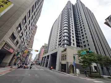 台北房仲首選 鋼骨晶麒露台戶住商松江民生冠軍團隊小松 D12