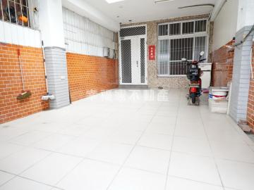富農街車庫透天(有整建) 仁德歸仁房屋