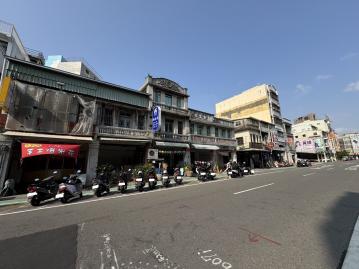 傳家大地坪正路金透店|駁二特區|人潮紅利 北高房屋推薦