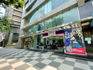 台北置產找我 大安區近北科大金店面 超大面寬超級醒目