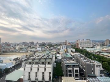 北區一中商圈次頂樓大三房