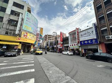 曉陽～東勢區市中心唯一獨家釋出金店面 台中首購房仲