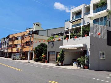 太保高鐵站旁三角窗漂亮店住 太保朴子房地