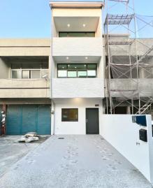 民雄Toyota車庫透天