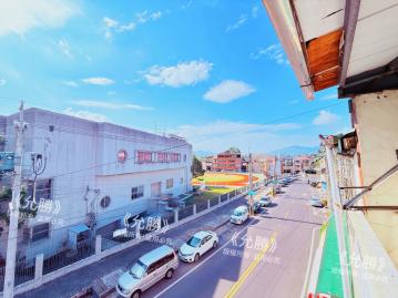 學府門面出租王｜商機首排透天