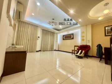 龍潭市區室內雙車位別墅[湖光翠堤]屋況極佳