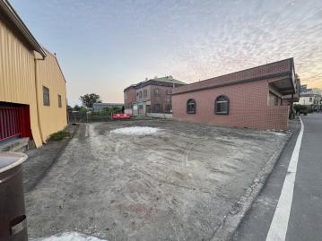 近烏龍河堤都市計劃農地 東港買房推薦