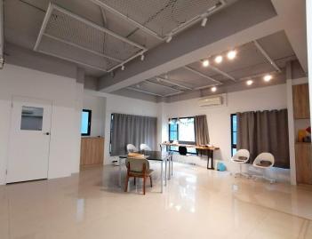 住店合一（含3房）｜富宇現代城1樓挑高店面