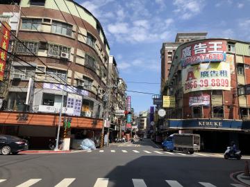 新北店面透天蘆洲核心商圈1+2樓三角店霸