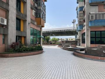 宜蘭縣羅東鎮中山路一段台北花園、一樓挑高夾層、車位套房