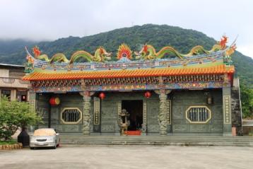 金山土地601坪.倚山面海.合法廟宇 汐止買房顧問