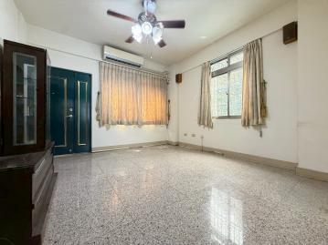 永慶同星｜華興人車分道社區型邊間透天可停四車