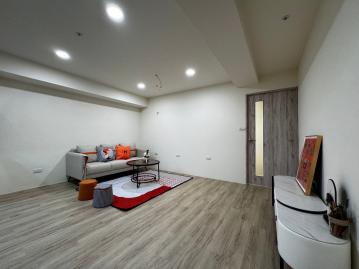 永慶同星｜三民學區近巨城｜小資美宅美三房