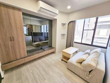 永慶同星｜ 喜來登商圈影城涵碧樓陽光景觀全新裝潢戶車位