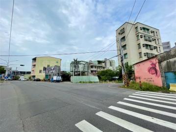 善化24米建國路三面路建地  永康透天建案