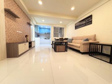 中正高工?光華夜市輕裝璜美公寓四樓陽台進出