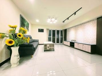 陽明明星學區翻新質感大四房生活宅