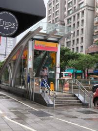 東門市場透天店面