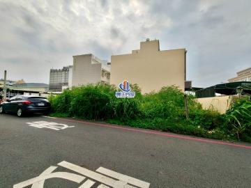 東港夜市・稀有豪宅建地2 東港土地專家  